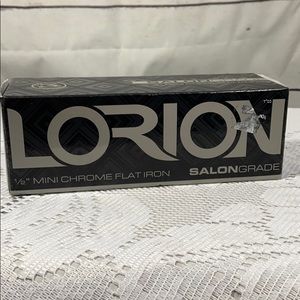 Lorion 1/2” Mini Chrome Flat Iron Black